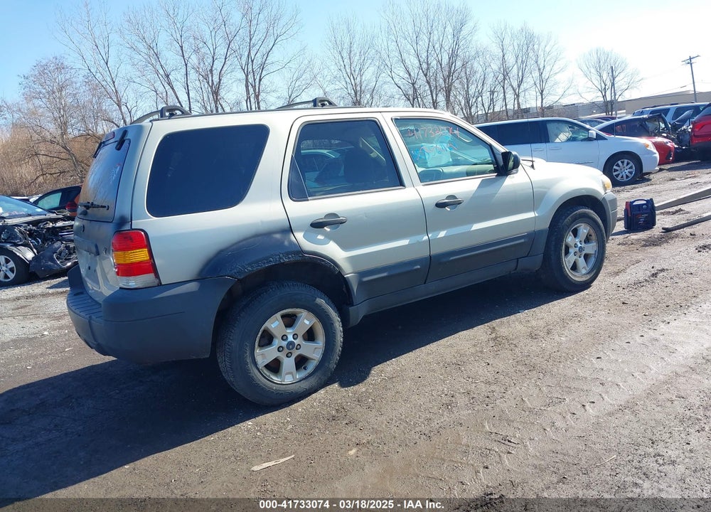 2005 FORD ESCAPE XLT VIN: 1FMYU93105KB27645