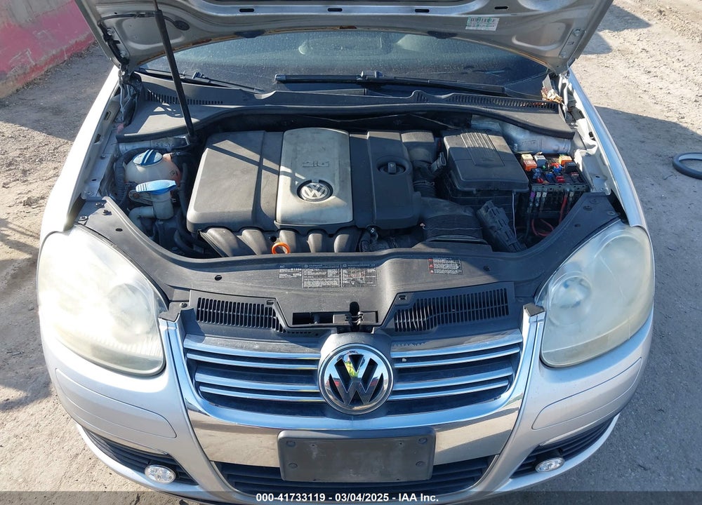 2005 VOLKSWAGEN JETTA 2.5 VIN: 3VWSF71K95M638944