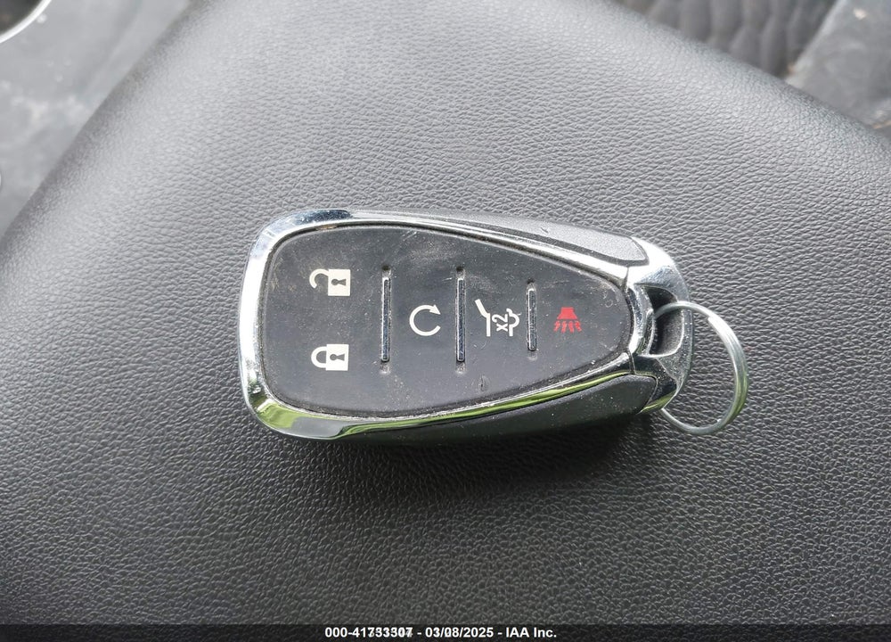 2020 CHEVROLET EQUINOX VIN: 2GNAXUEV9L6142748