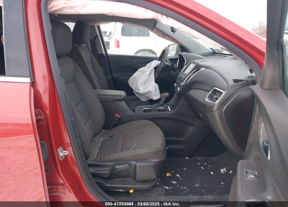 2020 CHEVROLET EQUINOX VIN: 2GNAXUEV9L6142748