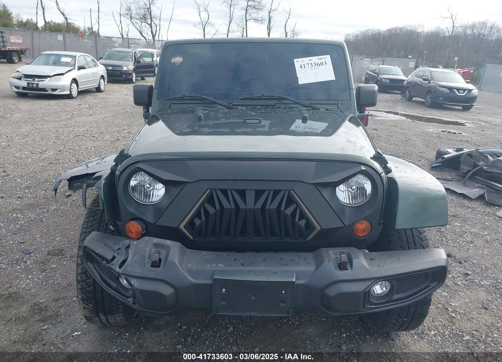 2011 JEEP WRANGLER UNLIMITED SAHARA VIN: 1J4HA5H1XBL522771