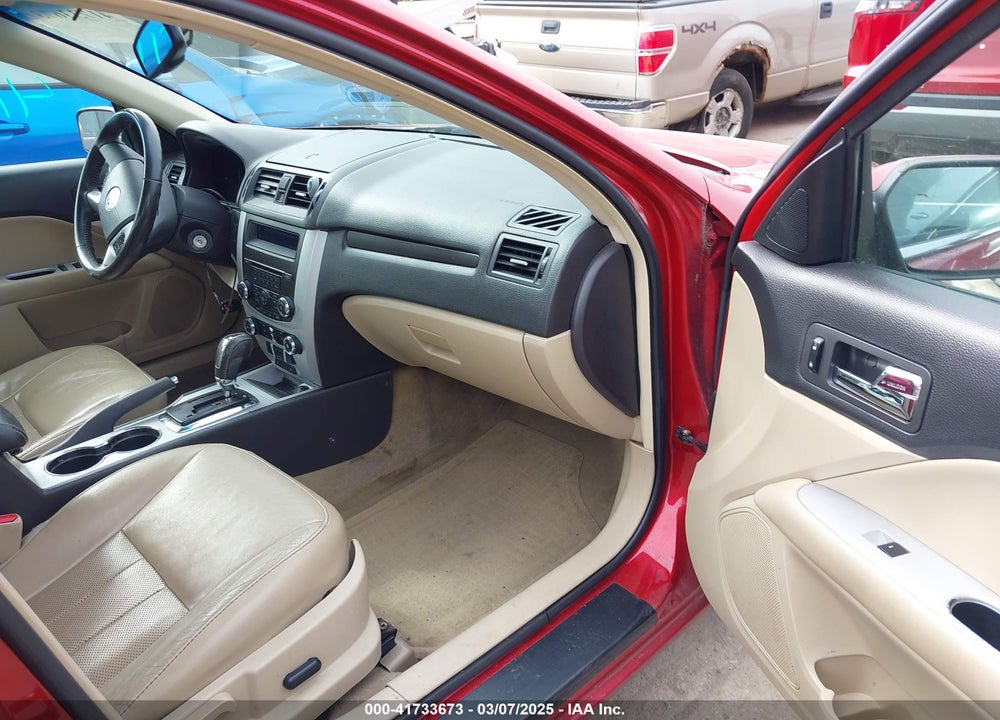 2010 MERCURY MILAN VIN: 3MEHM0JGXAR642356