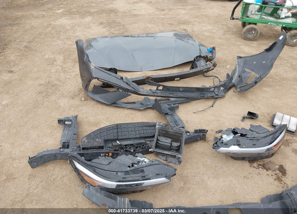 2024 HYUNDAI ELANTRA VIN: KMHLM4DG8RU689044