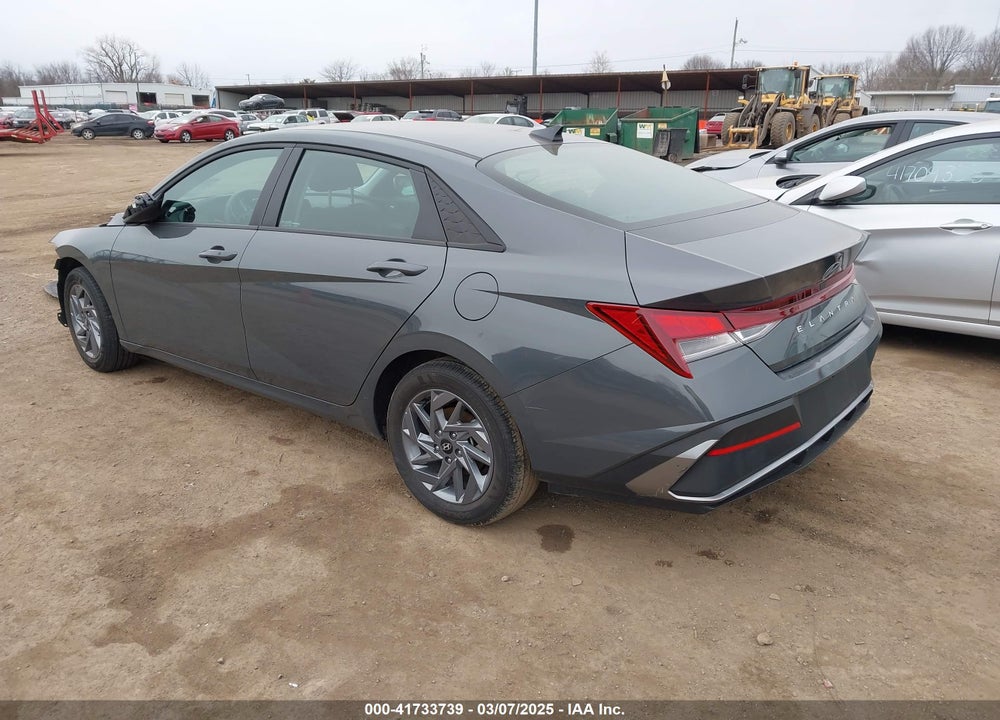 2024 HYUNDAI ELANTRA VIN: KMHLM4DG8RU689044