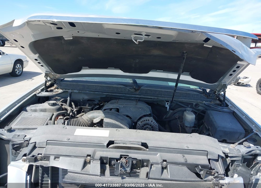 2010 GMC YUKON SLE VIN: 1GKUCAE08AR275205