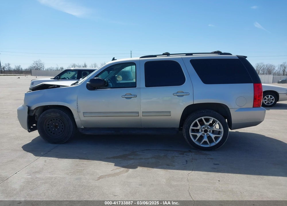 2010 GMC YUKON SLE VIN: 1GKUCAE08AR275205