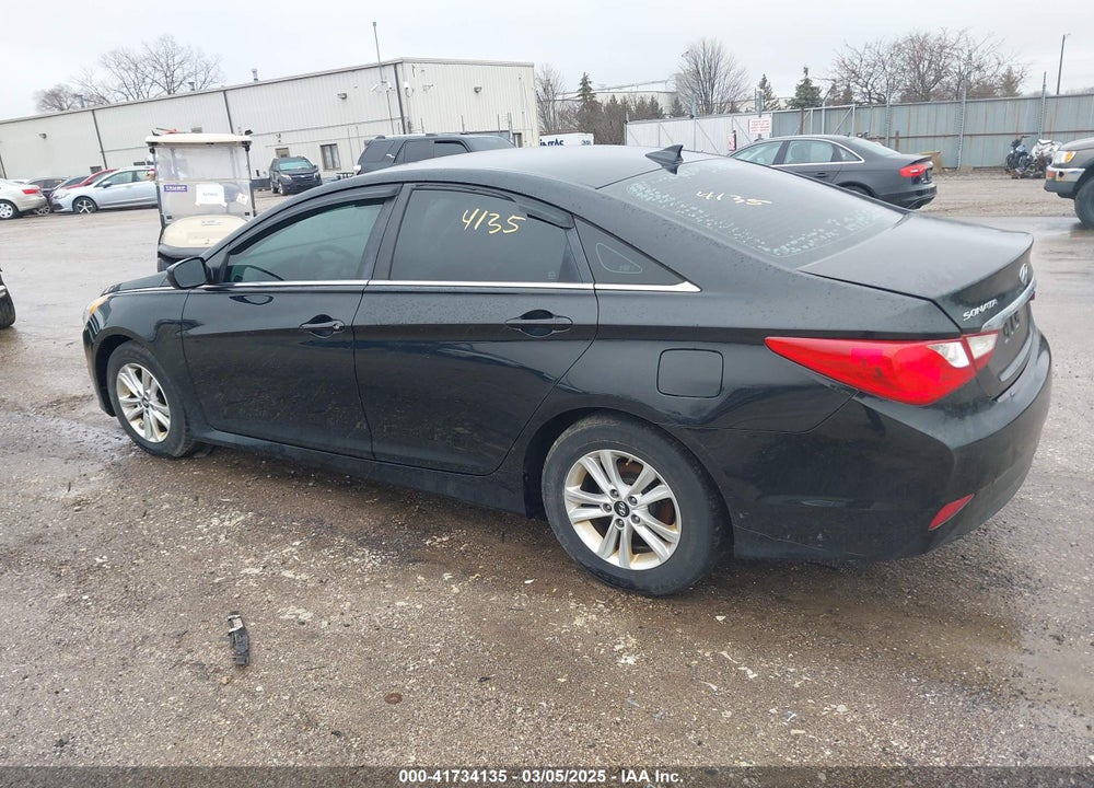2014 HYUNDAI SONATA GLS VIN: 5NPEB4AC3EH916455