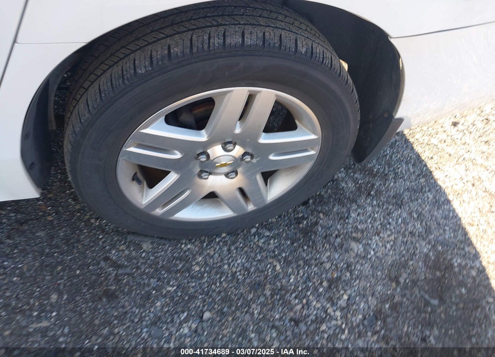 2011 CHEVROLET IMPALA LT VIN: 2G1WB5EK5B1128083