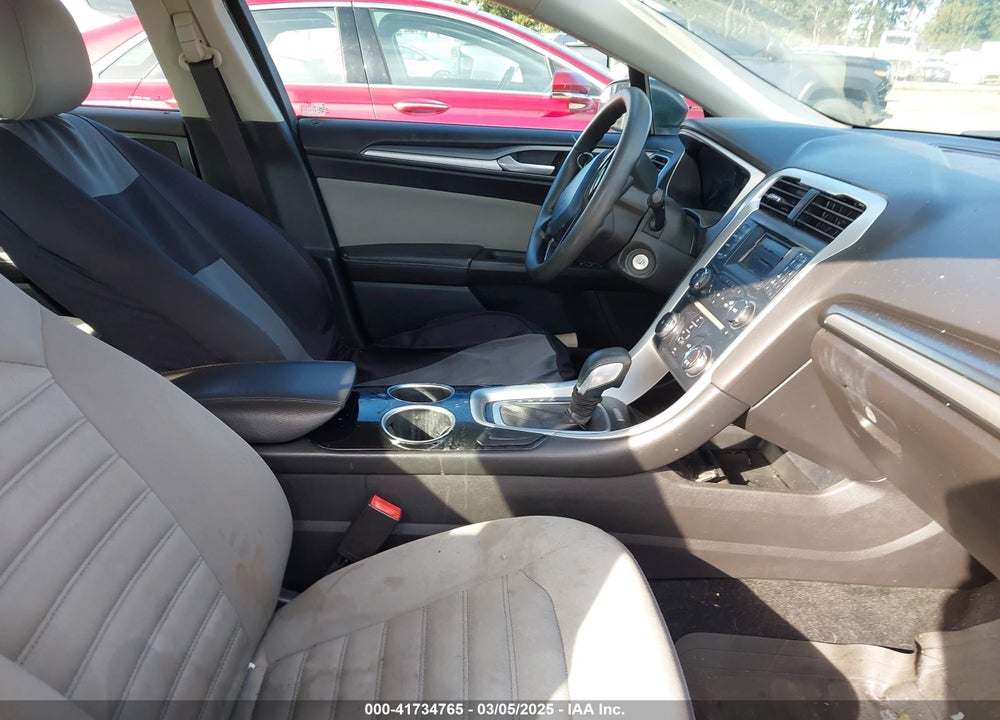 2013 FORD FUSION VIN: 3FA6P0G77DR268015