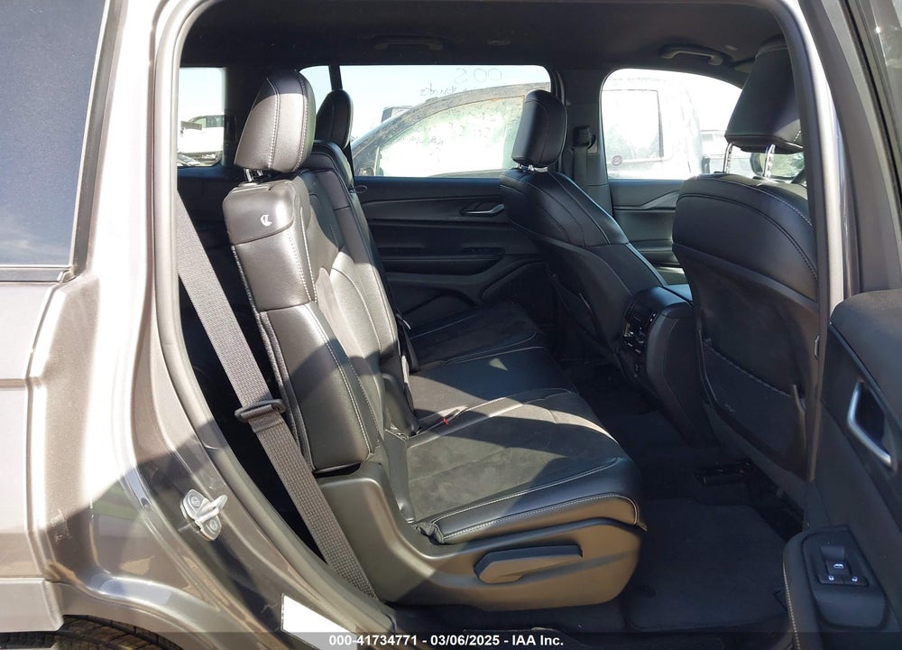 2024 JEEP GRAND CHEROKEE L VIN: 1C4RJKAG4R8507770