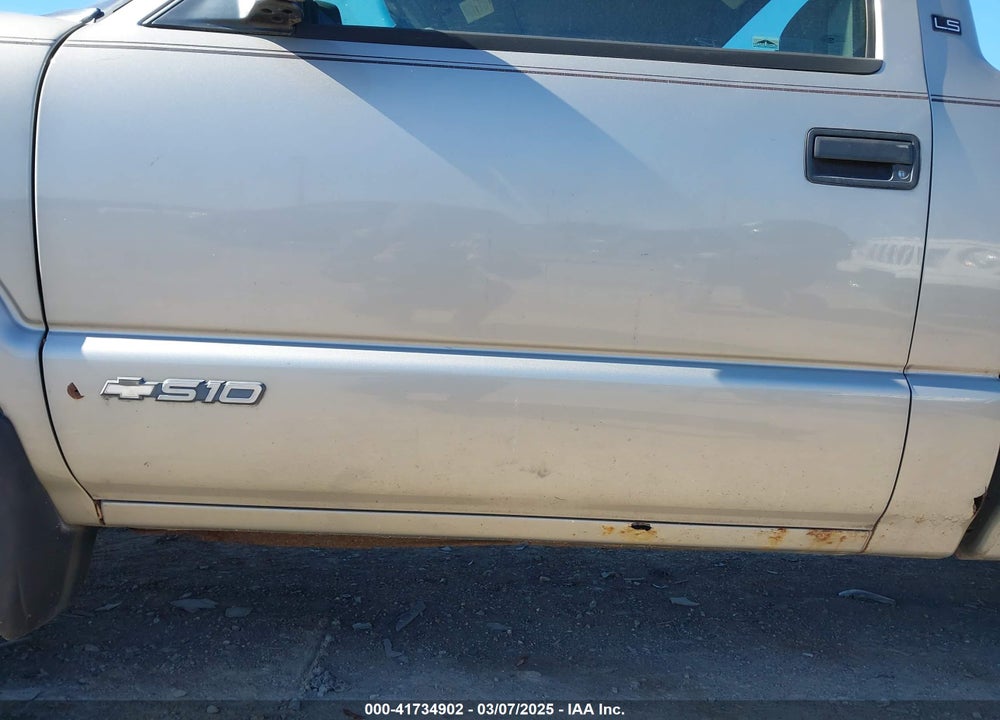 2001 CHEVROLET S-10 LS VIN: 1GCCS145X18252019