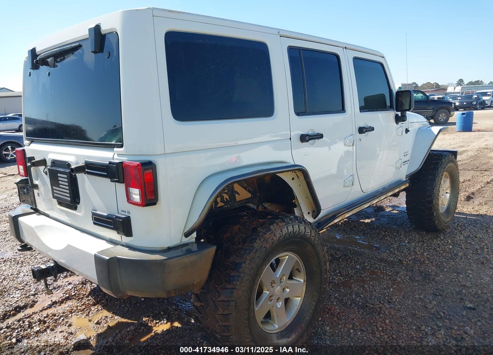 2016 JEEP WRANGLER UNLIMITED SAHARA VIN: 1C4HJWEG5GL227346