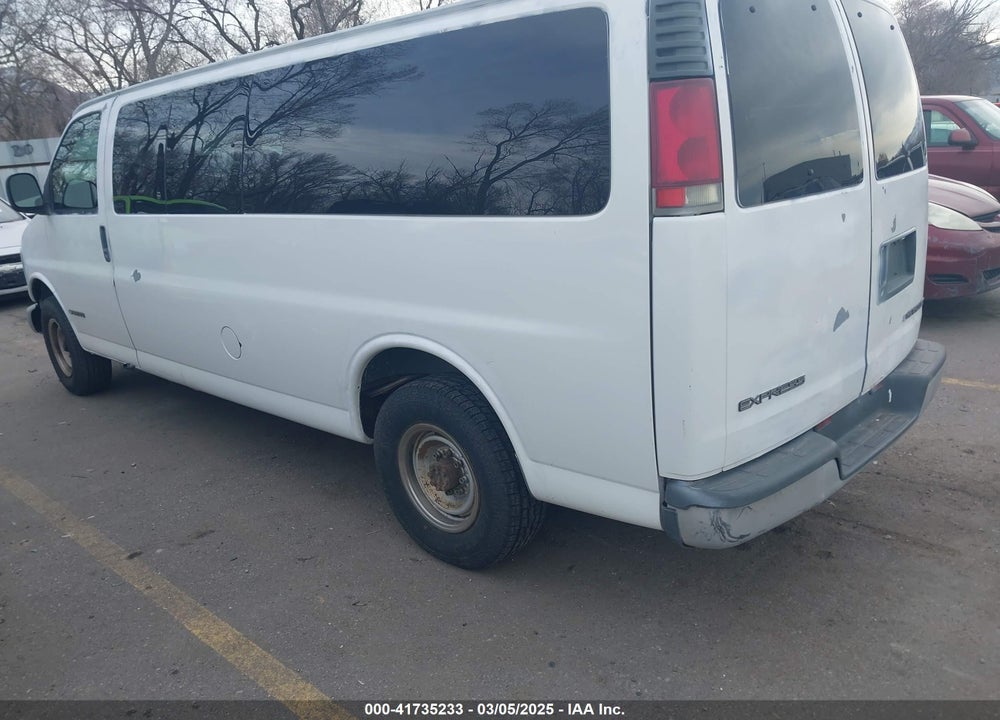 2002 CHEVROLET EXPRESS VIN: 1GNHG39R921150226