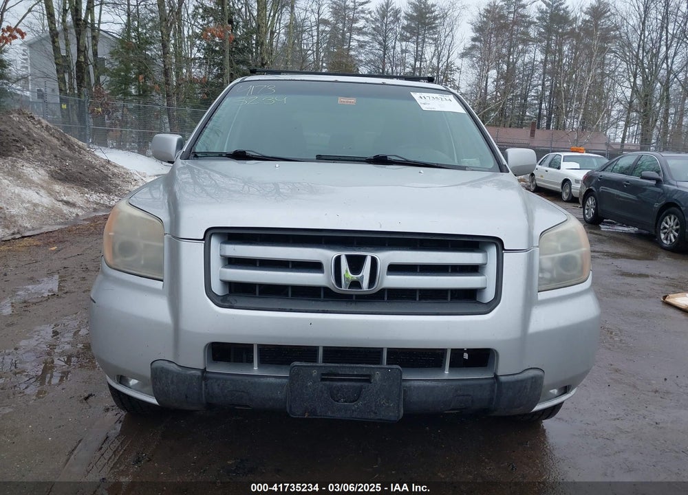 2008 HONDA PILOT VIN: 5FNYF18388B050762
