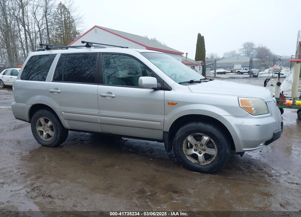2008 HONDA PILOT VIN: 5FNYF18388B050762