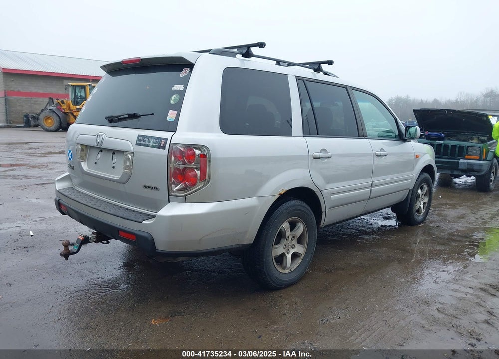 2008 HONDA PILOT VIN: 5FNYF18388B050762