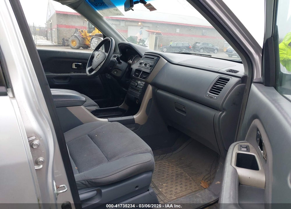 2008 HONDA PILOT VIN: 5FNYF18388B050762