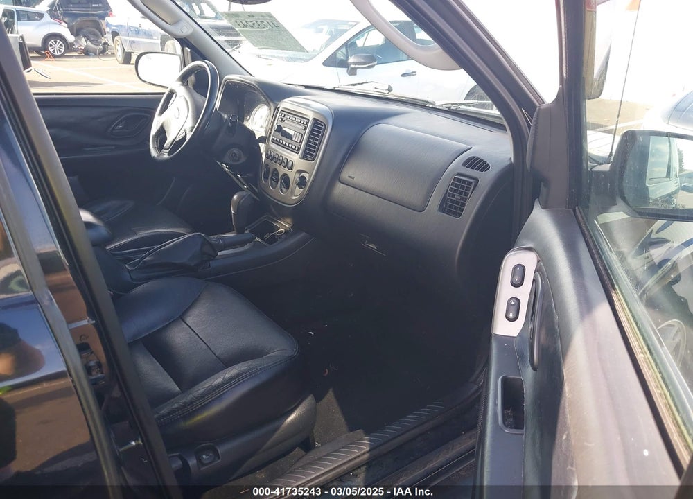 2005 FORD ESCAPE LIMITED VIN: 1FMYU94125KA49934