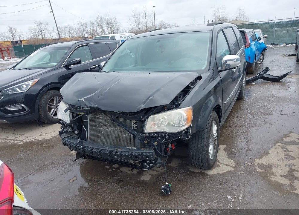 2014 CHRYSLER TOWN & COUNTRY VIN: 2C4RC1CG0ER408959