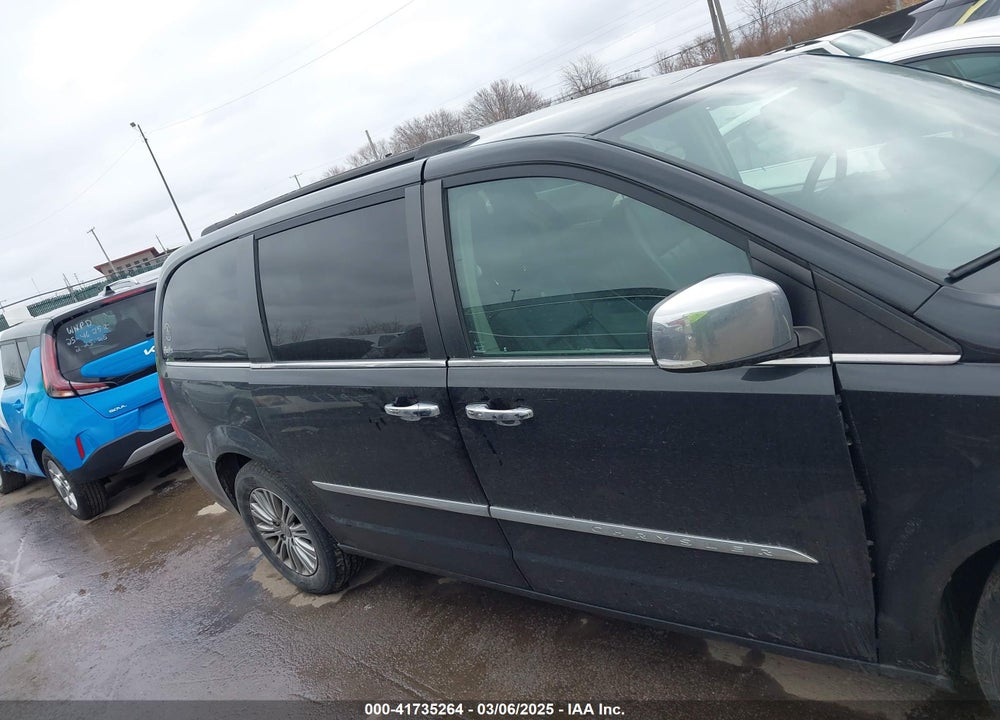 2014 CHRYSLER TOWN & COUNTRY VIN: 2C4RC1CG0ER408959