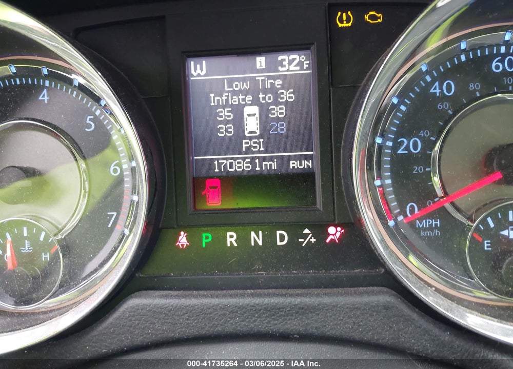 2014 CHRYSLER TOWN & COUNTRY VIN: 2C4RC1CG0ER408959