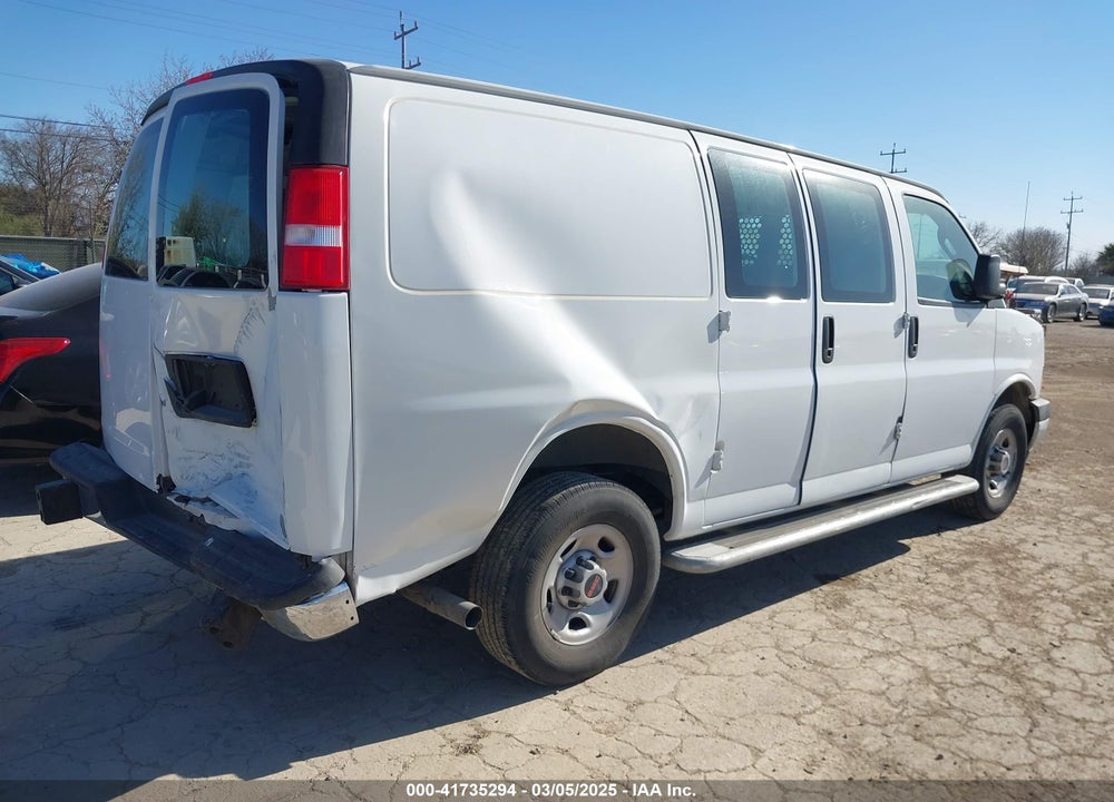 2022 GMC SAVANA CARGO RWD 2500 REGULAR WHEELBASE WORK VAN VIN: 1GTW7AFP8N1172293