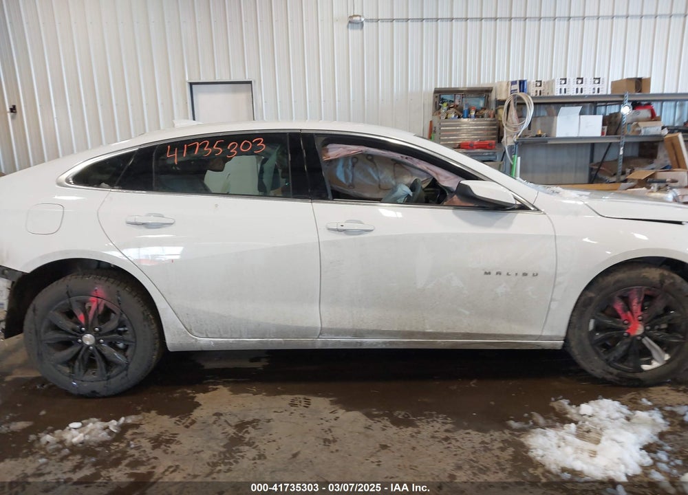 2022 CHEVROLET MALIBU VIN: 1G1ZD5ST5NF123502