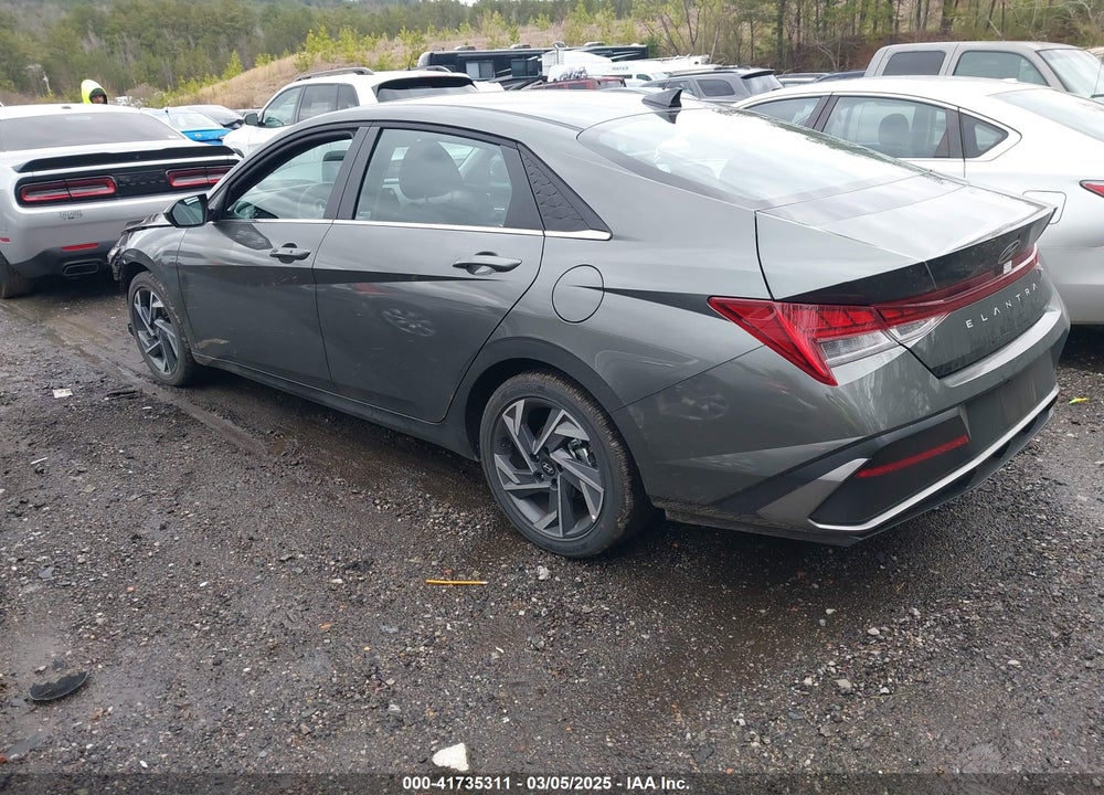 2025 HYUNDAI ELANTRA VIN: KMHLS4DG8SU920178