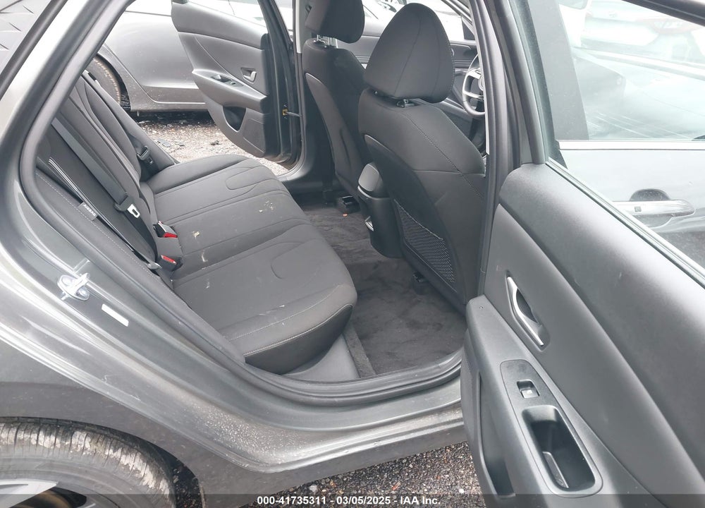 2025 HYUNDAI ELANTRA VIN: KMHLS4DG8SU920178