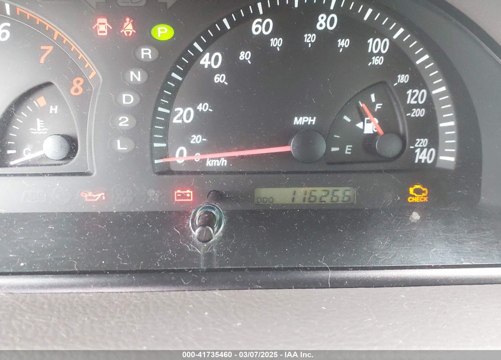 2004 TOYOTA CAMRY XLE VIN: 4T1BE30K94U855111