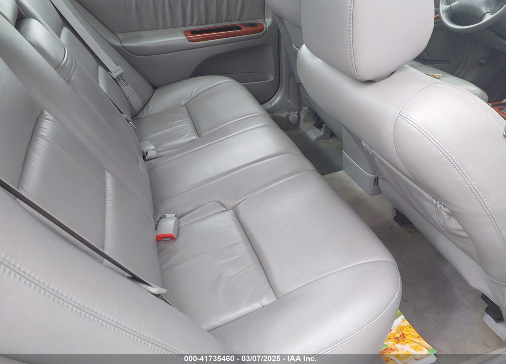 2004 TOYOTA CAMRY XLE VIN: 4T1BE30K94U855111