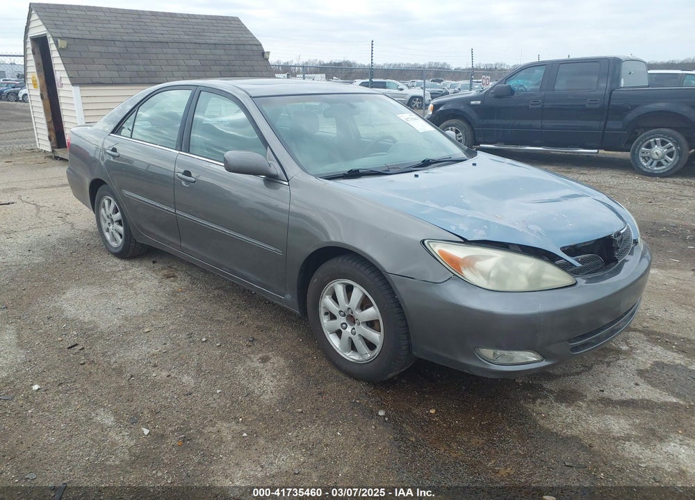 2004 TOYOTA CAMRY XLE VIN: 4T1BE30K94U855111