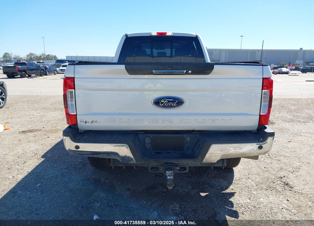 2017 FORD F-350 LARIAT VIN: 1FT8W3BT2HEF10858