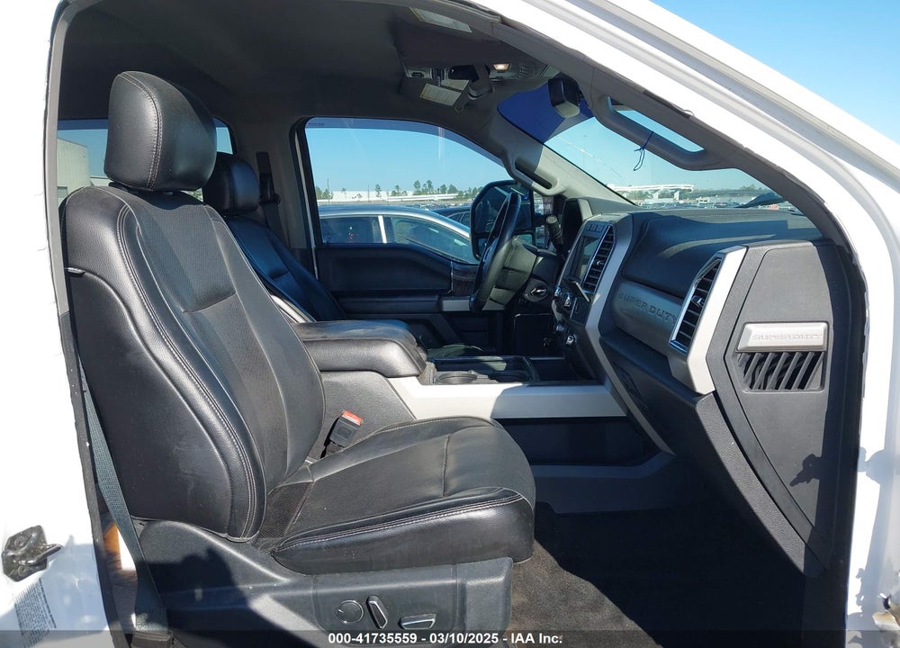 2017 FORD F-350 LARIAT VIN: 1FT8W3BT2HEF10858