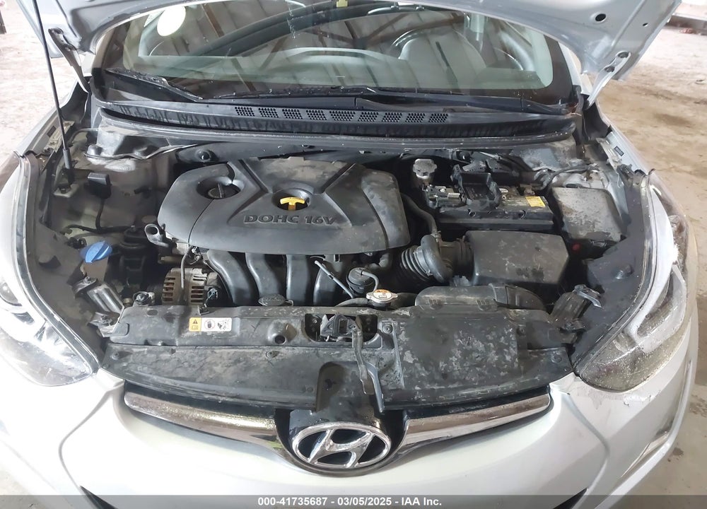 2014 HYUNDAI ELANTRA VIN: 5NPDH4AE5EH497228