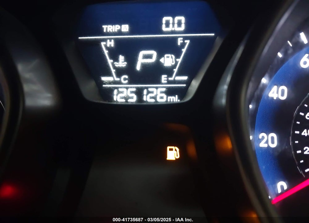 2014 HYUNDAI ELANTRA VIN: 5NPDH4AE5EH497228