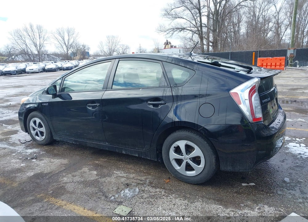 2013 TOYOTA PRIUS VIN: JTDKN3DU2D5684986