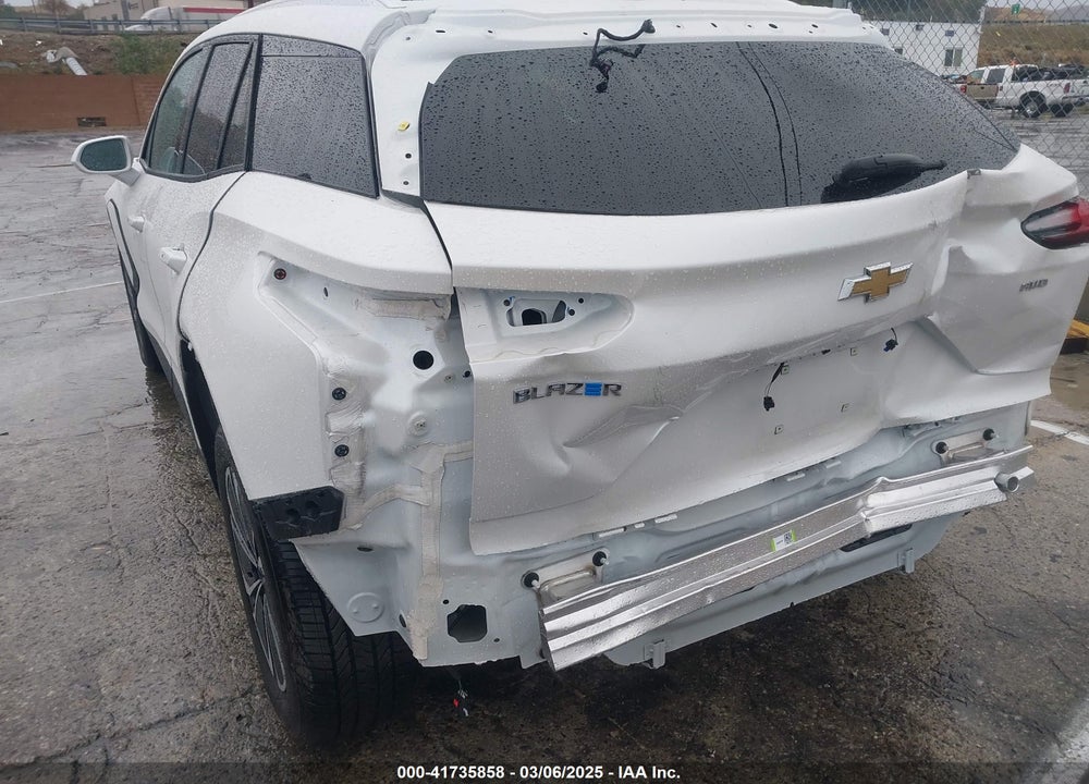 2024 CHEVROLET BLAZER EV VIN: 3GNKDBRJ0RS218750