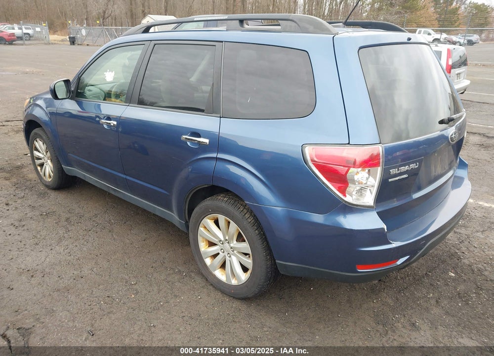2013 SUBARU FORESTER 2.5X PREMIUM VIN: JF2SHADCXDH413273
