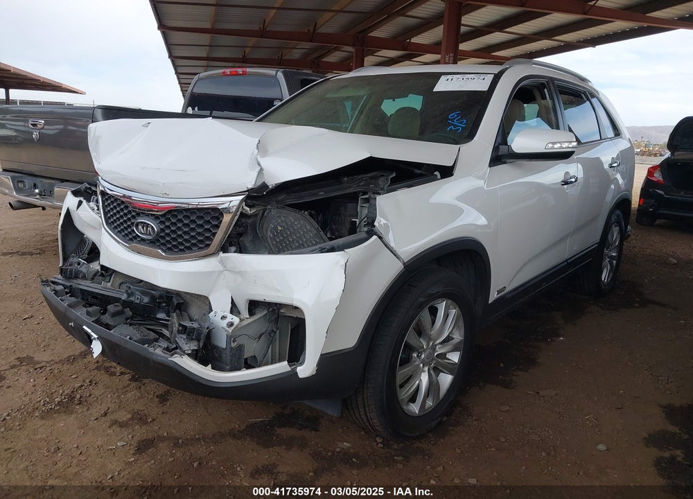 2011 KIA SORENTO VIN: 5XYKTDA28BG178257
