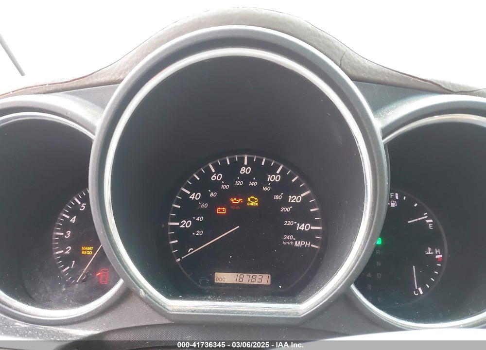 2004 LEXUS RX 330 VIN: 2T2HA31U64C015287