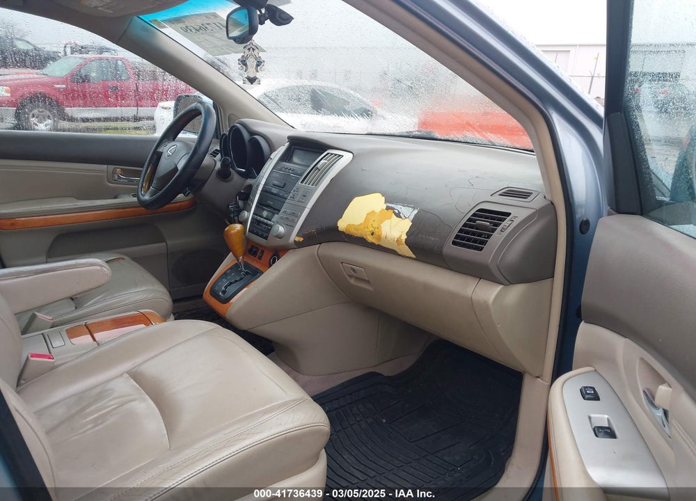 2005 LEXUS RX 330 VIN: 2T2HA31U15C055908