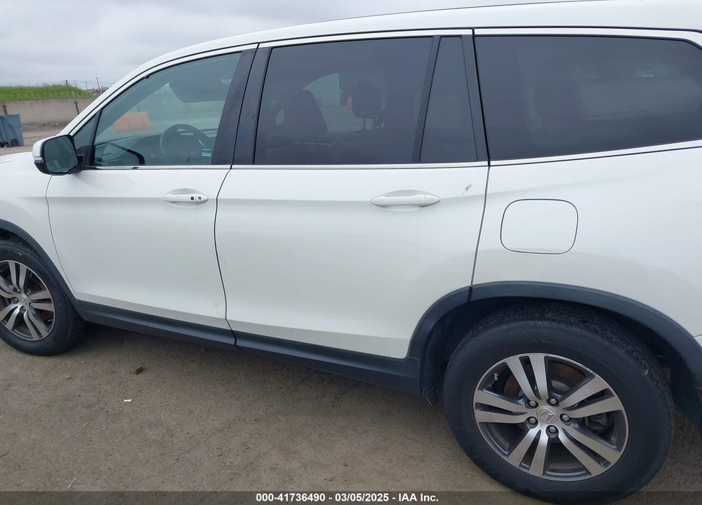 2017 HONDA PILOT EX-L VIN: 5FNYF5H52HB021122