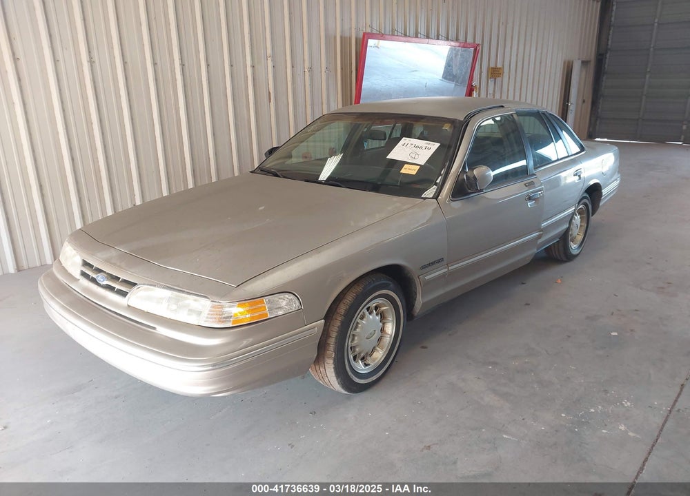 1995 FORD CROWN VICTORIA VIN: 2FALP74W0SX140690