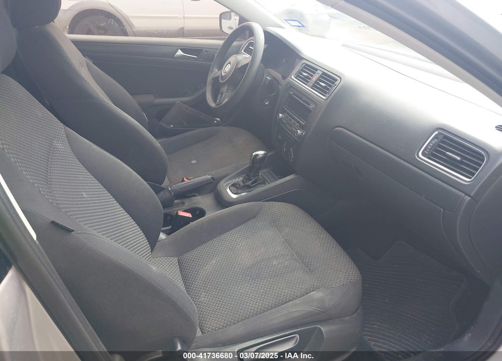 2012 VOLKSWAGEN JETTA VIN: 3VW2K7AJ6CM350492