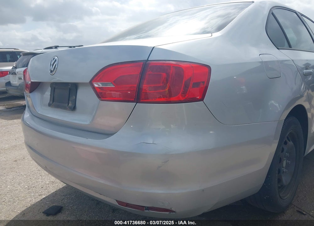 2012 VOLKSWAGEN JETTA VIN: 3VW2K7AJ6CM350492