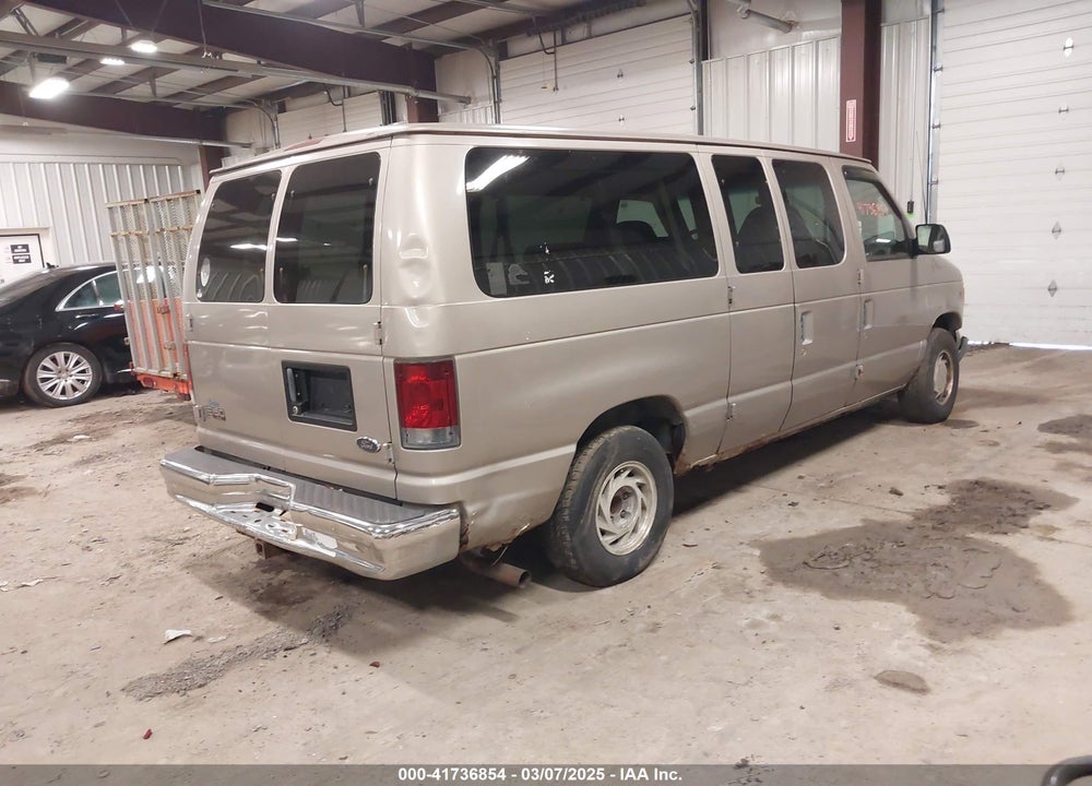 2002 FORD E-150 XL/XLT VIN: 1FMRE11L02HA28257