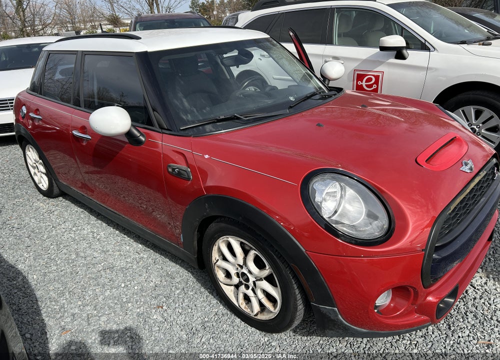 2015 MINI COOPER VIN: WMWXU3C5XF2B59522