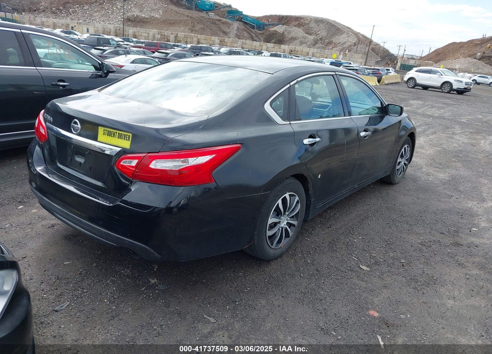 2016 NISSAN ALTIMA VIN: 1N4AL3AP3GC113982