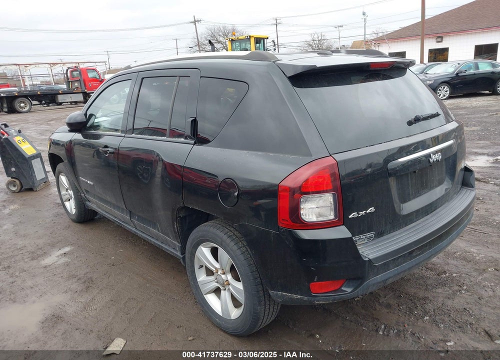 2014 JEEP COMPASS VIN: 1C4NJDEB5ED741121